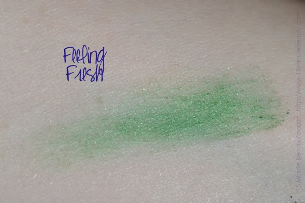 MAC Feeling Fresh Eye Shadow swatch MAC Feeling Fresh Eye Shadow swatch